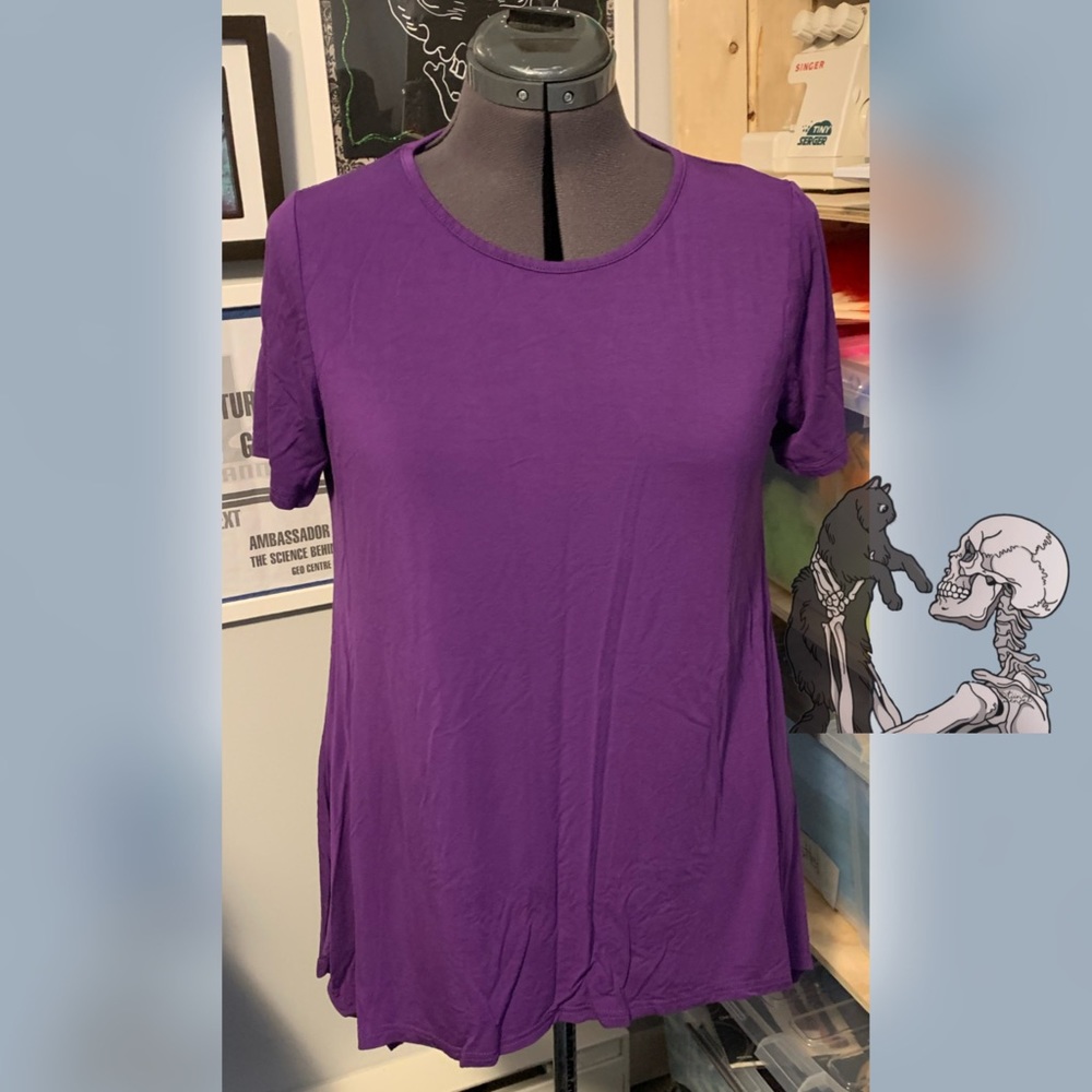 💀Flowy Purple T Shirt